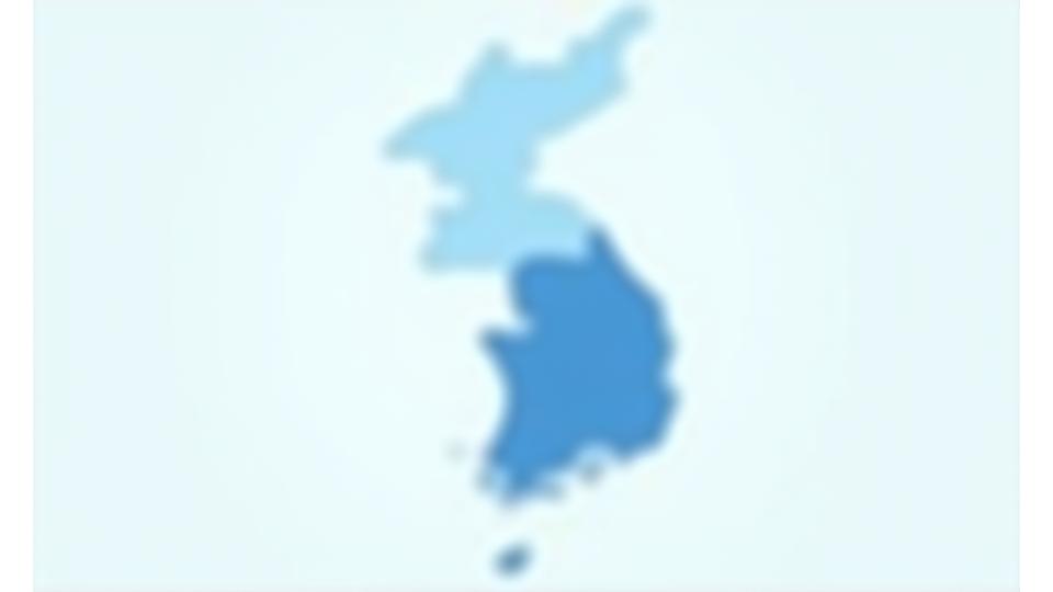 대한민국 지도가 배경에 있고, 주요 도시별로 관광 전략과 관련 아이콘들이 시각화되어 표시되어 있다.
